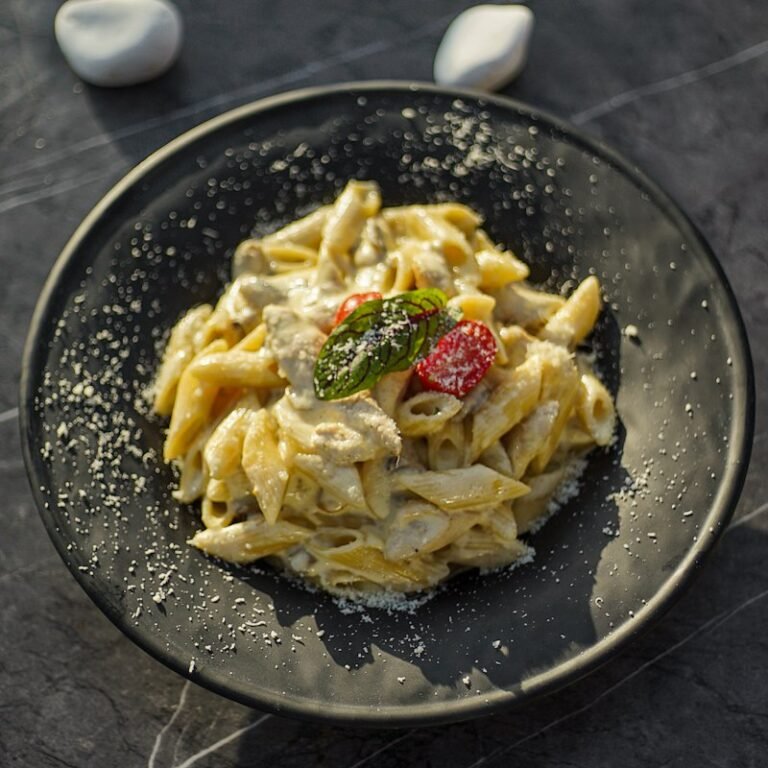 Creamy pasta dish